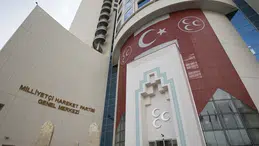 MHP'de iki ilçe başkanı istifa etti