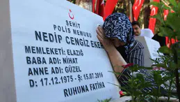 15 Temmuz şehidi Nedip Cengiz Eker, mezarı başında dualarla anıldı