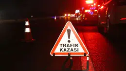 Kocaeli'de tıra çarpan otomobildeki baba ve oğlu öldü