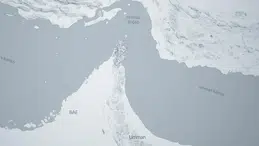 Hürmüz Boğazı’nda BAE’ye ait iki petrol tankeri hedef alındı
