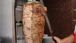 Türkiye'nin ünlü döner markasına büyük ceza geldi