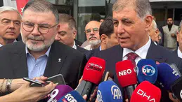 Cemil Tugay'dan, AK Parti İzmir İl Başkanlığı'na ziyaret: "Söylenecek çok şey var ama..."