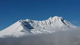 Erciyes Dağı'na kar yağdı: Zirve beyaza büründü