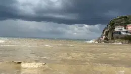 Amasra'da sabah fırtına etkili oldu, öğle saatlerinde güneş açtı