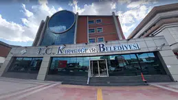 Güven Güngörmüş kimdir ve Karabağlar Belediyesi görevinden neden istifa etti?