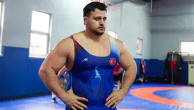 Rıza Kayaalp finalde: Rekor için mindere çıkacak