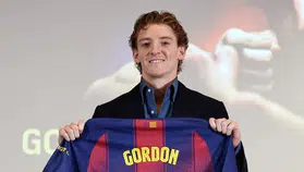 Barcelona’dan flaş transfer hamlesi: Anthony Gordon resmen imzayı attı