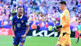 Fransa çeyrek finalde! Paraguay'ı Mbappe ile geçtiler