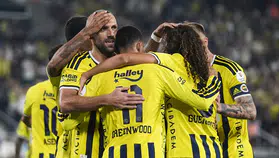 Fenerbahçe'nin Lyon maçı kadrosu açıklandı! 4 isim kadroda yok
