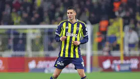 Fenerbahçe'de Mert Müldür ameliyat oldu: 6 ila 8 hafta sahalardan uzak kalacak