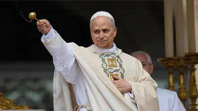 Papa 14. Leo: "Dünya bir avuç zorba tarafından harap ediliyor"