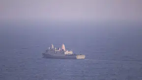 CENTCOM: "ABD gemileri Hürmüz Boğazı’nı geçti"