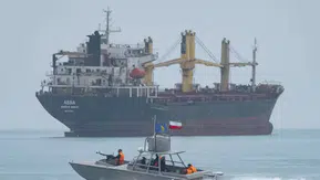 Hürmüz Boğazı’nda güvenlik krizi: 2 bin gemi mahsur kaldı