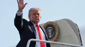 Trump'tan İran'a açık çağrı: Saldırılar yeniden başlayabilir