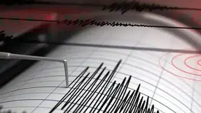 İran'da 5 büyüklüğünde deprem meydana geldi