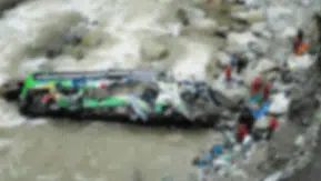 Peru’da yolcu otobüsü devrildi: 11 ölü, 20 yaralı