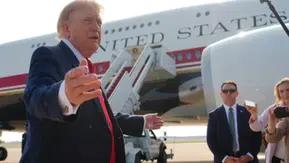 Trump’tan Türkiye dönüşündeki uçak değişikliğine açıklama: Gizli Servis güvenlik uyarısı yaptı