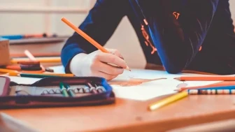 Zorunlu eğitim süresi kısalıyor mu? Rapor Cumhurbaşkanı Erdoğan’a sunuldu