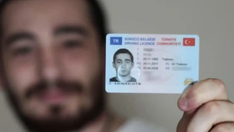 Eski tip ehliyet sahipleri dikkat! Geri sayım başladı, acileb değiştirin!