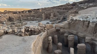 Karahantepe’deki “T yüzlü” heykel arkeoloji dünyasını heyecanlandırdı