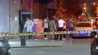 Sultangazi'de silahlı saldırı: Eski eş öldürüldü, saldırgan ağır yaralandı