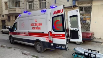 Elazığ'da genç kadın, çocuklarının gözü önünde boğazını kesti