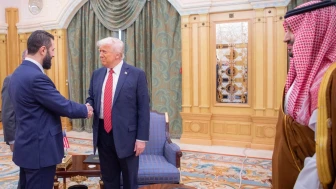 Trump ve Şara tarihi görüşme için Beyaz Saray'da buluşacak