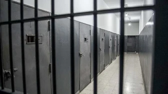 İsrail askerlerinin Filistinli esire tecavüz görüntülerini yayınladı! Tepki topladı