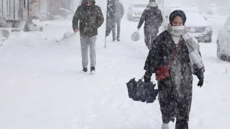 İstanbul'a lapa lapa kar geliyor! 4 gün aralıksız yağacak