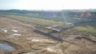 İznik Gölü’nde korkutan çekilme: Feribot iskelesine yürüyerek gidiliyor