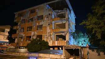 İstanbul'da korku dolu gece! Sesi duyan sokağa koştu