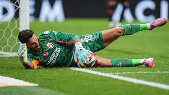 Günay Güvenç yabancı statüsünde mi, yerli mi sayılıyor? Galatasaraylı kalecinin durumu merak edildi