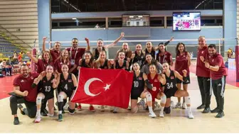 Kadın Milli Voleybol Takımı, Taranto 2026'da finale yükseldi