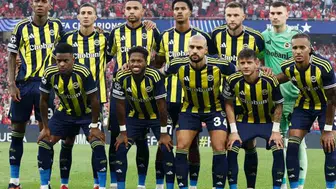 Fenerbahçe'den ayrılması bekleniyordu: Livakovic için sürpriz Barcelona gelişmesi
