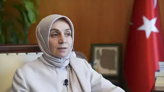 AK Partili Leyla Şahin Usta trafik kazasında yaralandı: Usta ve koruması hastaneye kaldırıldı