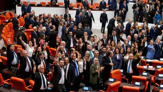 Terörsüz Türkiye yasası Meclis’ten geçti: Siyasilerden peş peşe açıklamalar