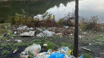 Kapıdağ Yarımadası'nda yol kenarları çöplerle doldu