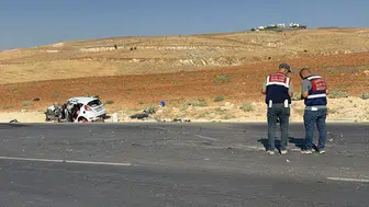 Gaziantep’te otomobil ile hafif ticari araç çarpıştı: 2 ölü, 4 yaralı