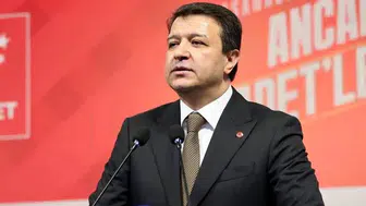 Mahmut Arıkan’dan vekil transferlerine tepki: "Siyasetteki simsar anlayışını ortadan kaldıracağız"