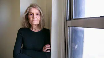 Feminizmin öncü ismi Gloria Steinem hayatını kaybetti