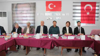 AK Partili Milletvekilleri Cizre'de: “İnadına kardeşlik”