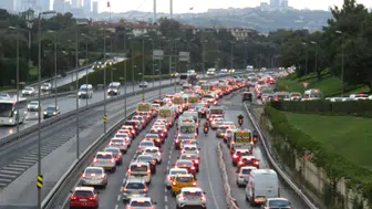 İstanbul'da trafik yoğunluğu yüzde 83'e ulaştı