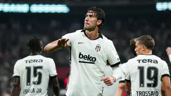Beşiktaş'tan Çorum FK'ye gol yağmuru: Vlahovic hat-trick yaptı