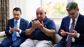 Adalet Bakanı Akın Gürlek'ten Adana'da şehit ailesine ziyaret