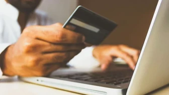 Ticaret Bakanlığı e-ticarette fahiş fiyat iddialarını incelemeye aldı, erişim engeli ve ceza gündemde