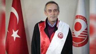 Gümüşhane Üniversitesi’nde görev yapan Doç. Dr. Bayram Çağlar evinde ölü bulundu.