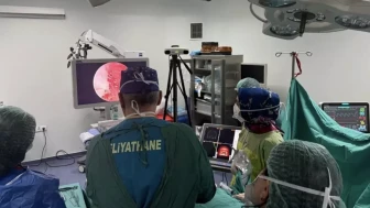 Karabük'te kesisiz beyin tümörü ameliyatı yapıldı