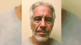 Yeni Epstein dosyalarında Prens Andrew’a ait dikkat çeken görüntüler ortaya çıktı