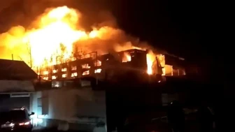 Rusya’da yangın faciası: 3’ü çocuk 5 kişi hayatını kaybetti