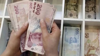 AK Parti teklifini Meclis’e sundu: En düşük emekli aylığı 2026 için 20 bin TL olacak